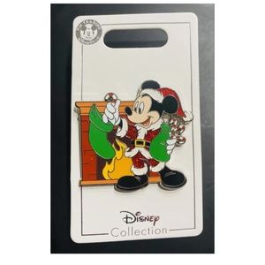 NEW Disney Parks Santa Mickey Holiday Christmas Trading Pin 2021